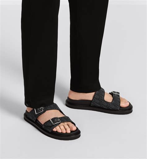 men dior flip flops|Dior slides men.